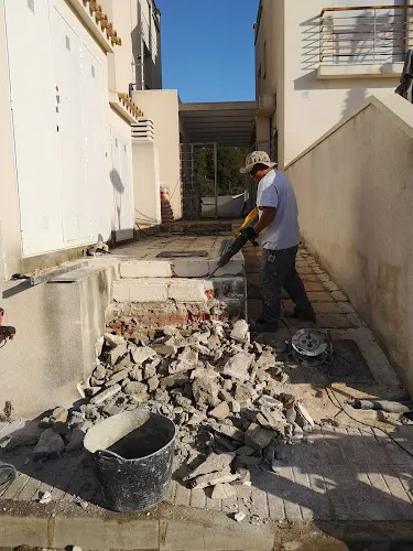 EDDY CONSTRUCCIONES Y REFORMAS - Elche/Elx
