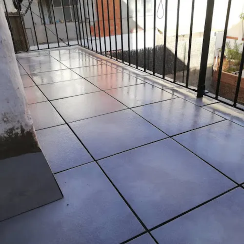 Construcciónes y reformas vertical tor S. L