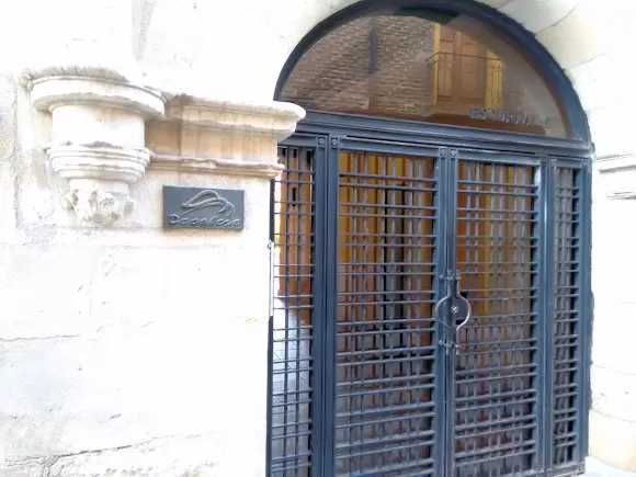 Decoracion y Construccion de Obras Leonesas SA