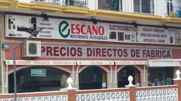Escaño Reformas Integrales - Rincón de la Victoria