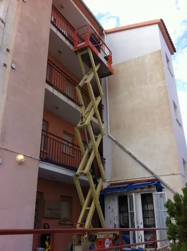 OBRAS Y REFORMAS VÍCTOR BARBERO - El Vendrell