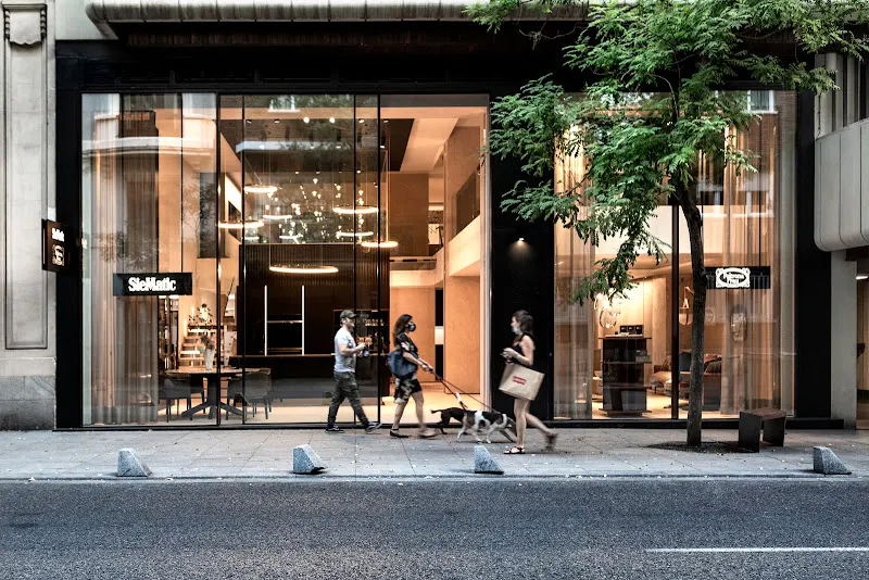 ICONNO Poltrona Frau - Siematic - Madrid