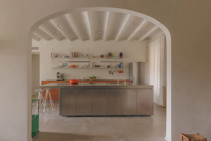 A SPACE ABOUT - Barcelona