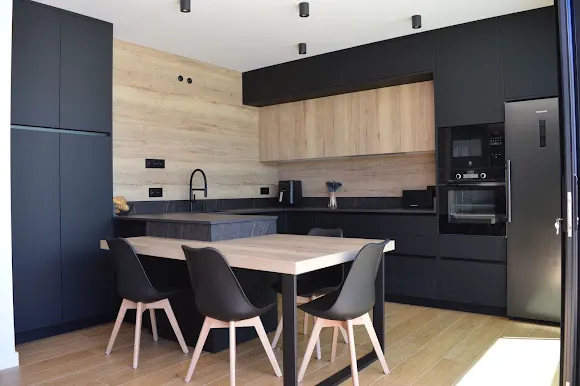 INNOVARTE Cocinas de Diseño - Plasencia
