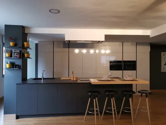 Evaristo Muebles | Muebles a medida en La Solana | Cocinas | Baños | Armarios | Vestidores