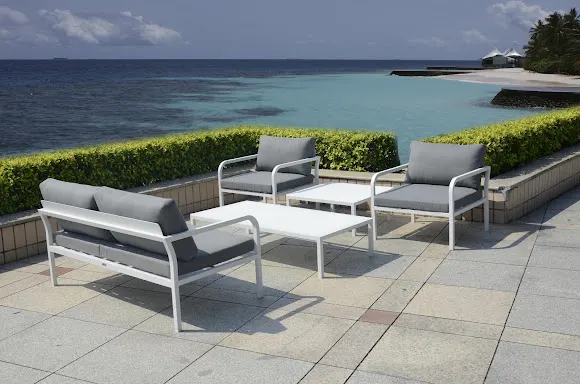 Jardin de Teca: Muebles Exterior e Interior