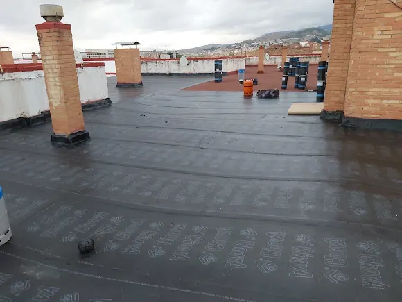 JAIME QUILES CARRASCO S.L. PINTURAS/SANITARIOS - Motril