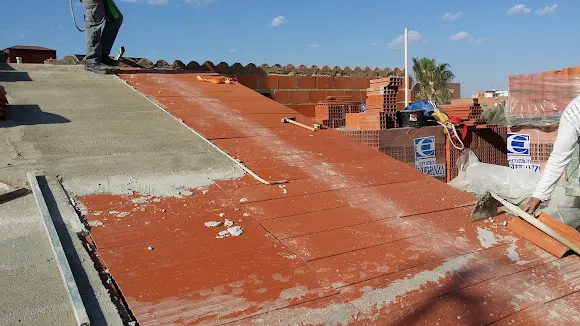 Total Tecnicos Proyectos y Desarrollos - Alcantarilla