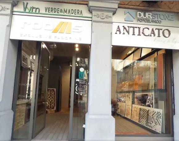 Anticato Verde y Madera - Barcelona