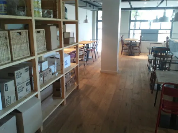 PARQUET LLOBREGAT, S.L.