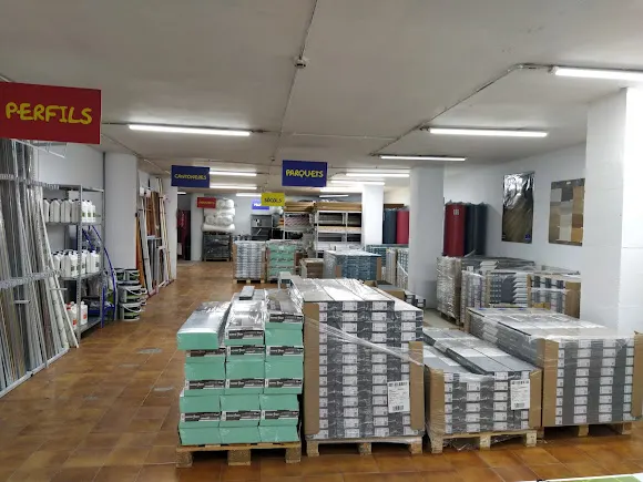REVEPLUS SL - Tienda de materiales para suelos en La Seu d'Urgell