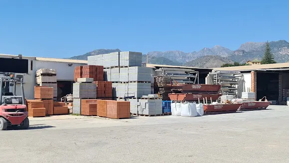 Todo para la construcción - Hnos. Díaz Nieto, S.L. - Nerja
