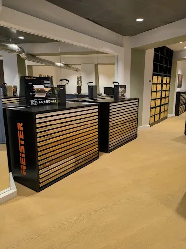 Showroom Meister Madrid - Suelo laminado - Parquet - Revestimientos