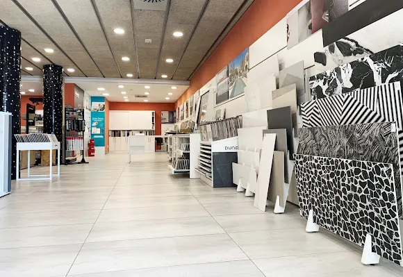 Grupo Leioa: Exposición de Cocinas, Baños y Cerámicas - Leioa