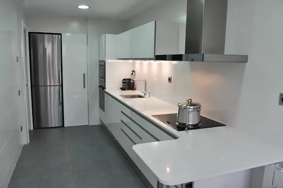 On interiorisme, cuines i banys, SL - Badalona