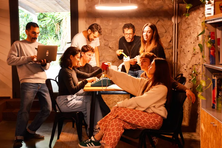 aeiou - estudi creatiu - Girona
