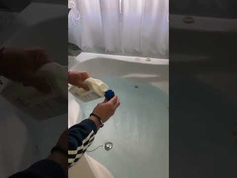 Guía rápida: Cómo limpiar una bañera de hidromasaje